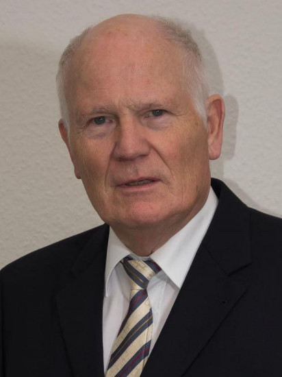 Ehrenpräsident: Dr. Bernt Schulte